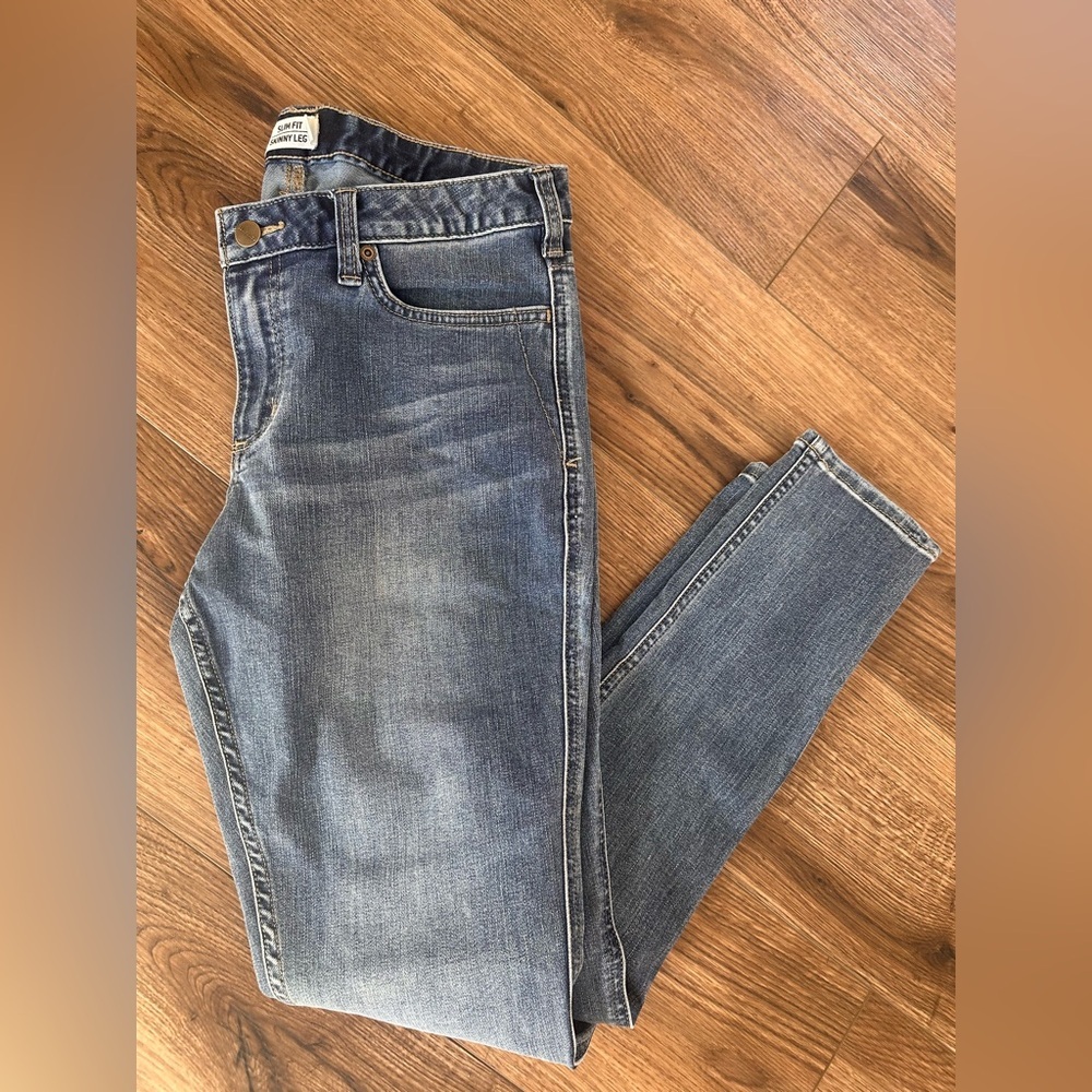 Carhartt Women's Slim Fit Skinny Leg  Jeans size 10 
EXCELLENT CONDITION